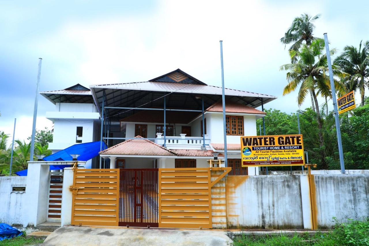 Water Gate Tourist Home And Resorts Mundrothuruth Bagian luar foto