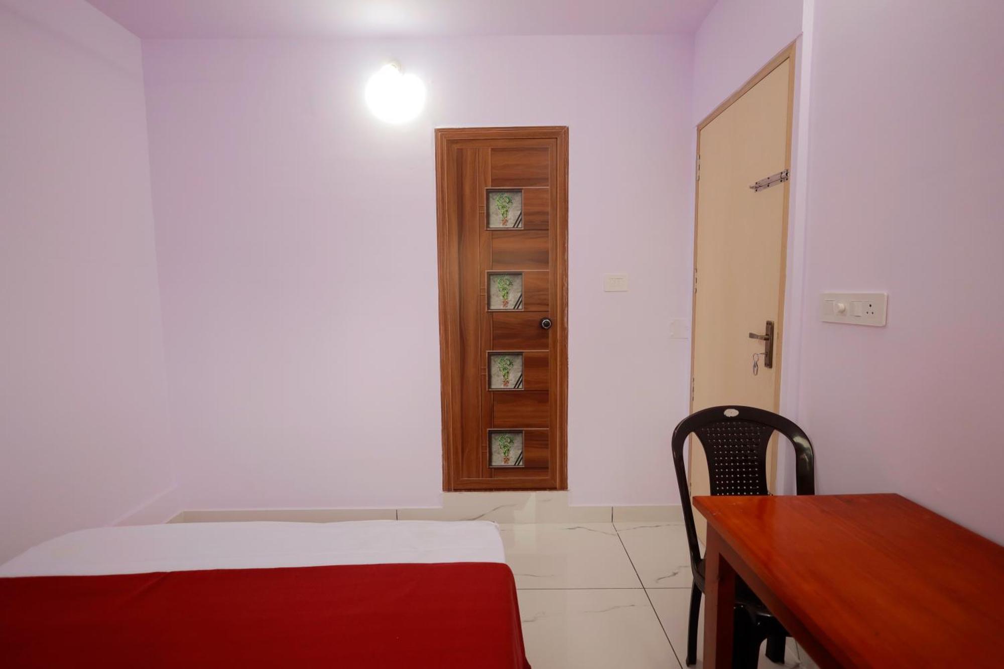 Water Gate Tourist Home And Resorts Mundrothuruth Bagian luar foto