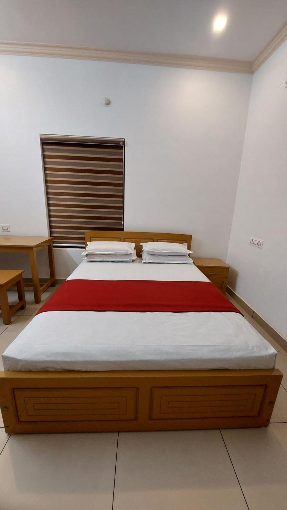 Water Gate Tourist Home And Resorts Mundrothuruth Bagian luar foto